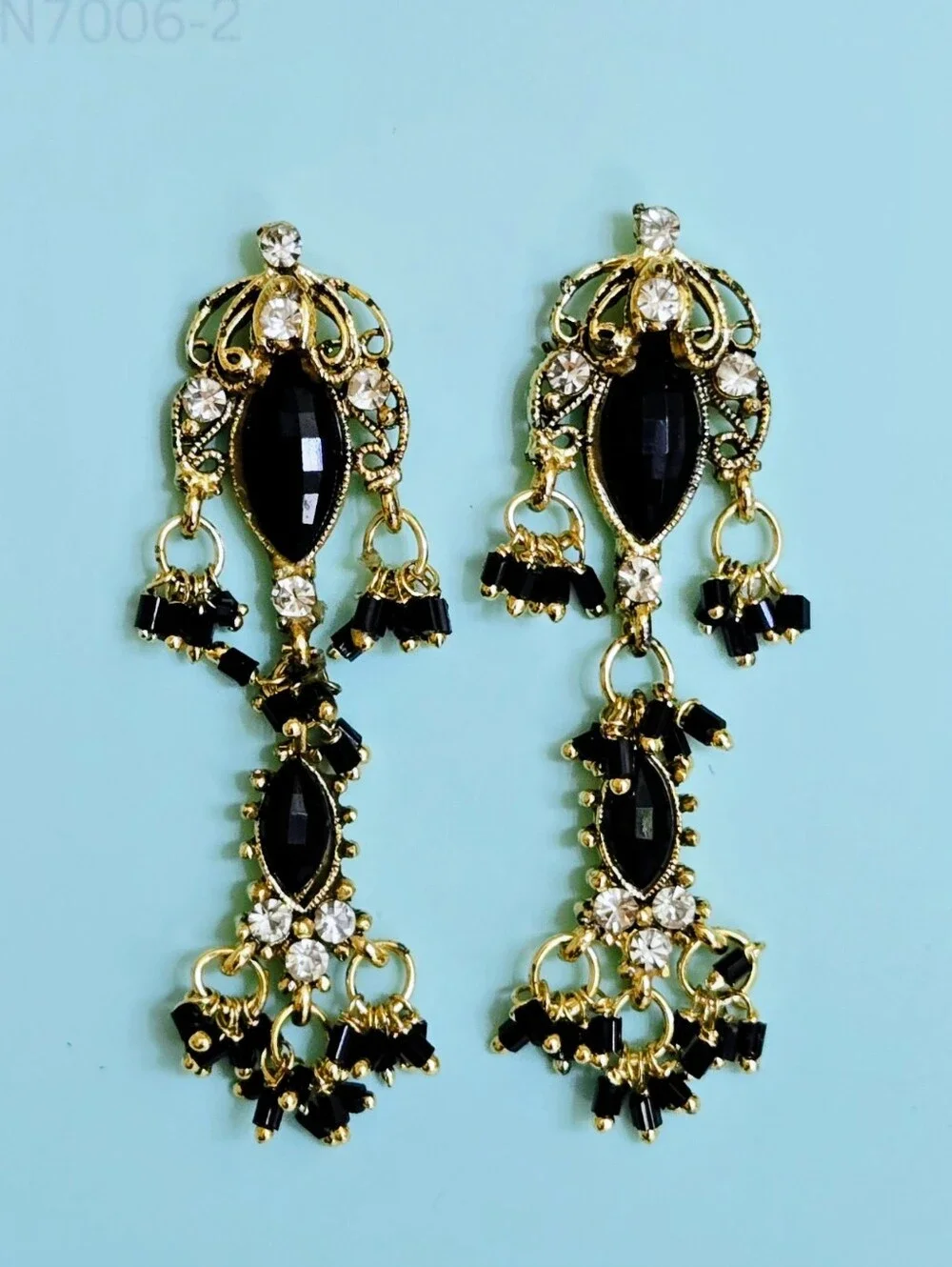 Vintage Black and Gold chandelier earrings - Women Jewelry